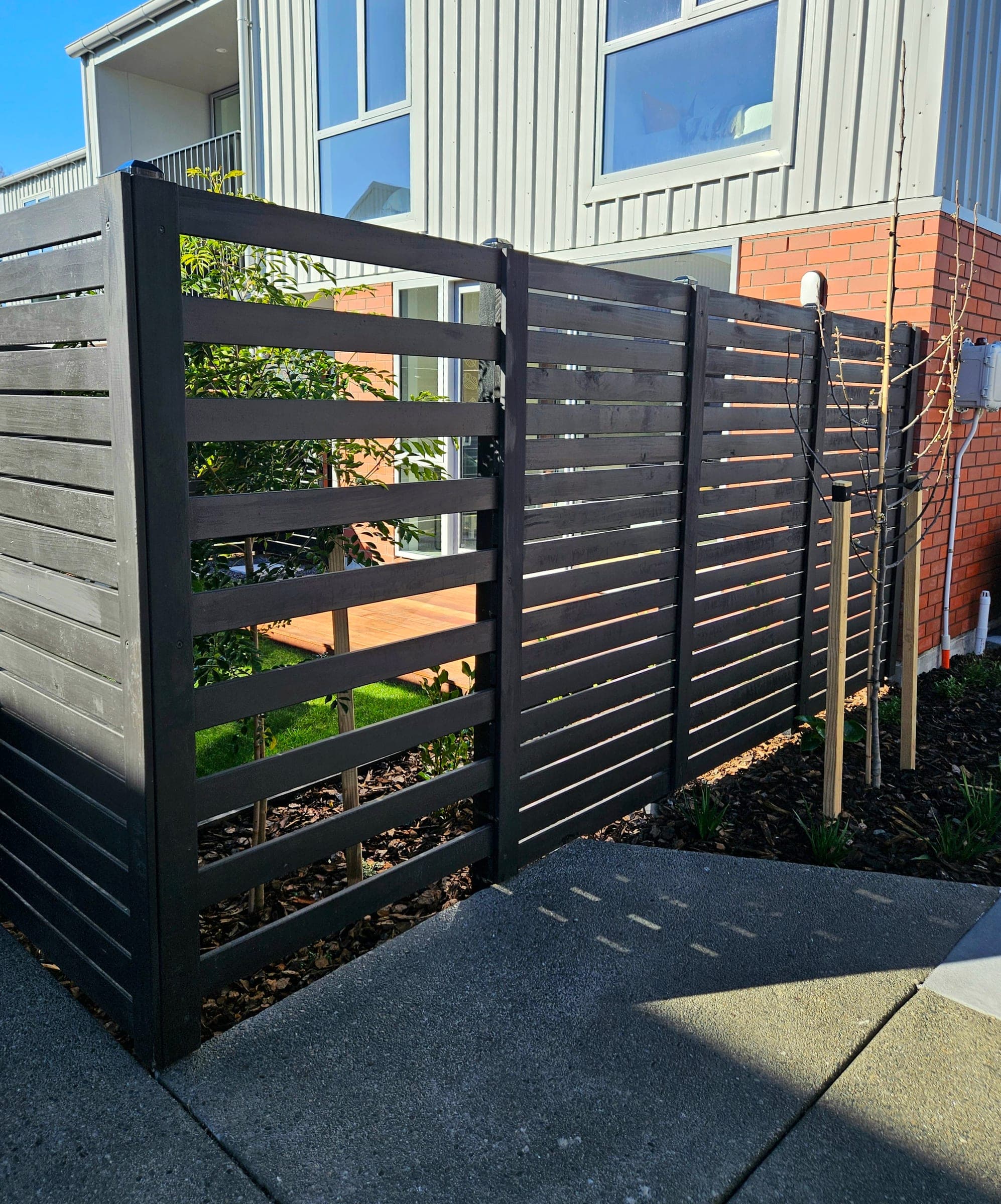 Horizontal slat